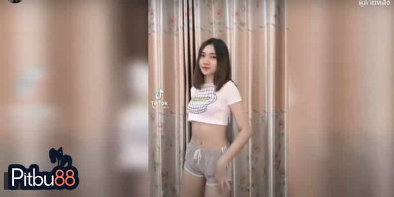 คลิปสาวสวย