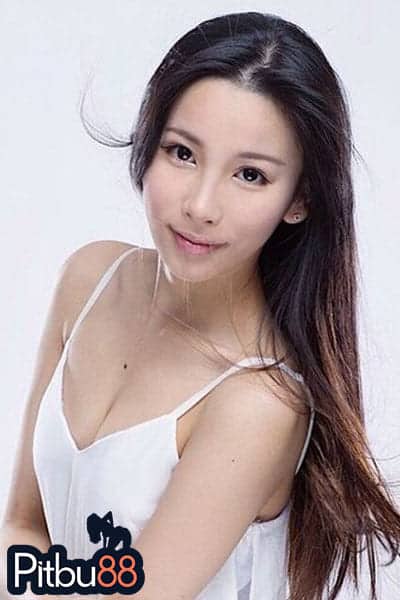 น้องคริสติน่า