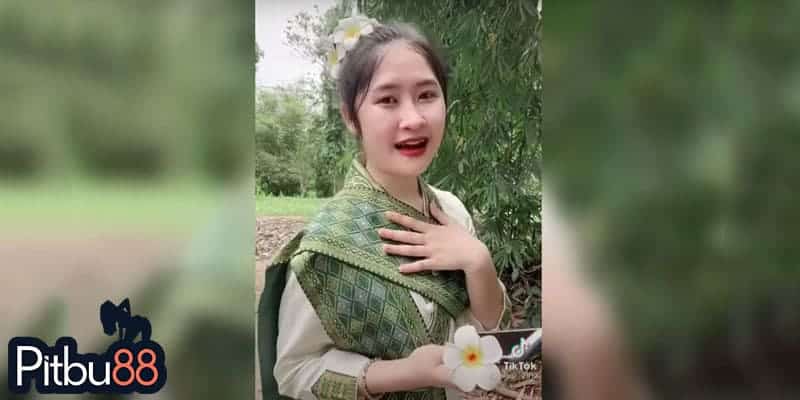 คลิปสาวสวย
